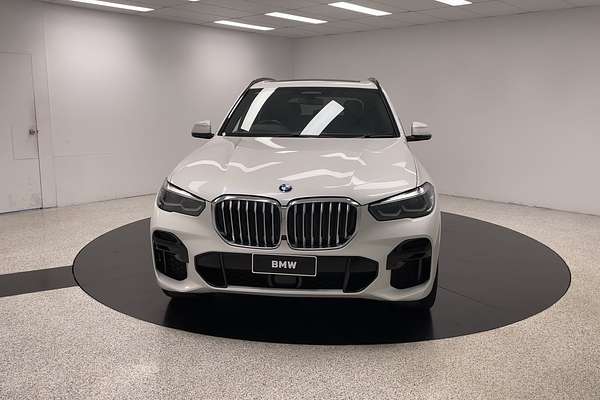 2022 BMW X5 xDrive40i M Sport G05