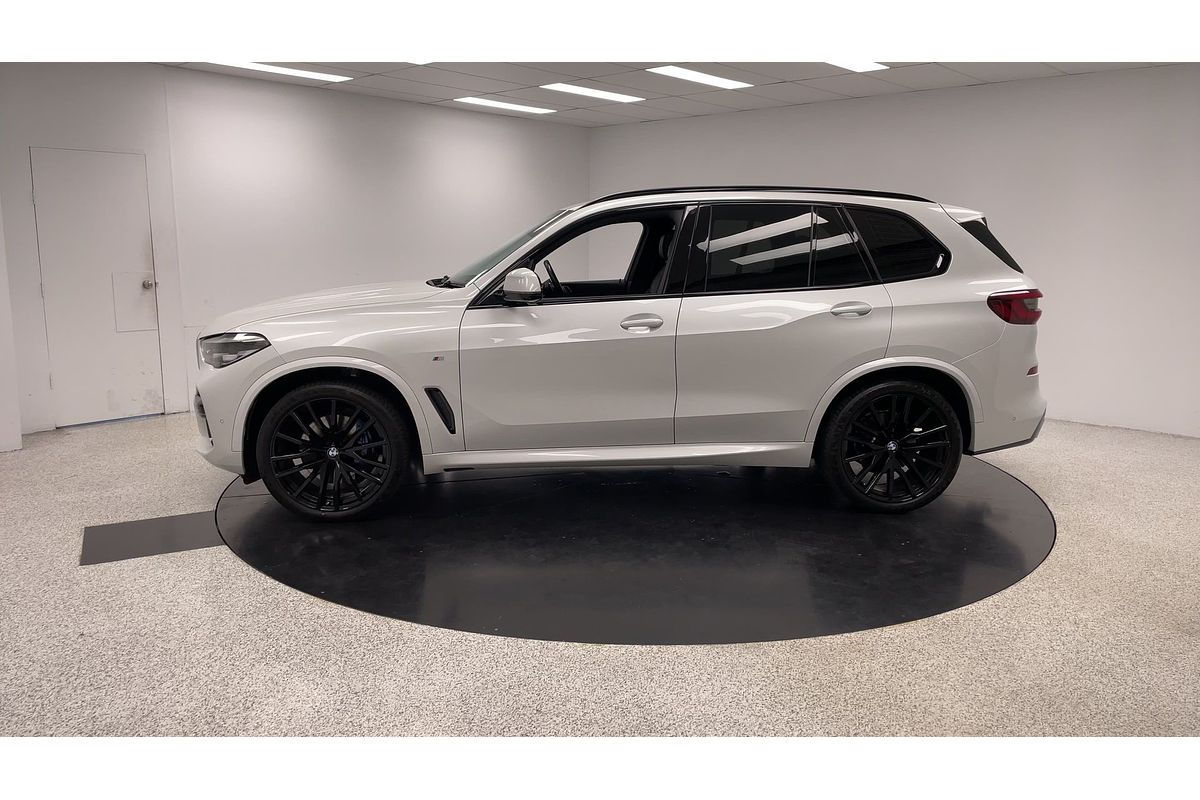 2022 BMW X5 xDrive40i M Sport G05