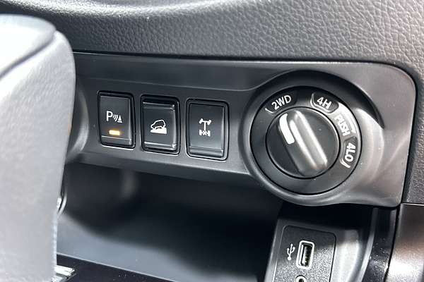 2024 Nissan Navara PRO-4X D23 4X4