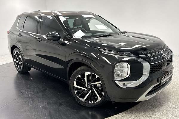 2022 Mitsubishi Outlander Exceed ZM
