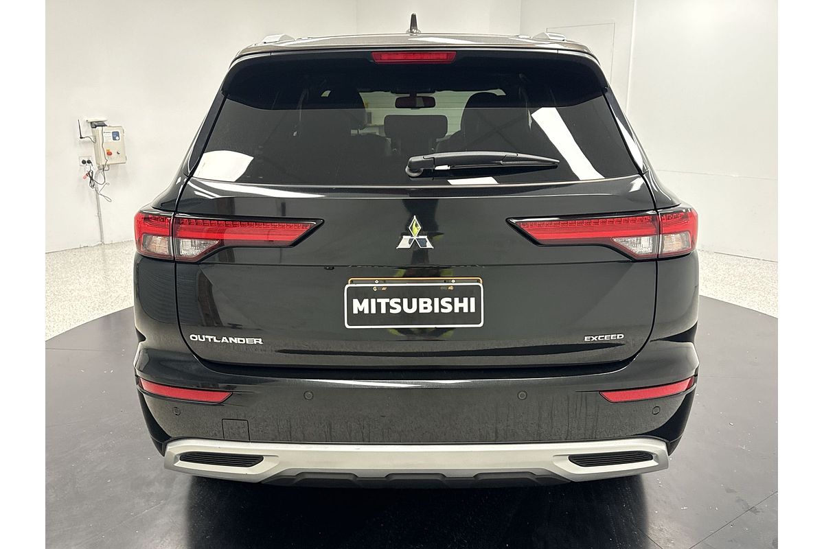 2022 Mitsubishi Outlander Exceed ZM