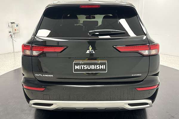 2022 Mitsubishi Outlander Exceed ZM