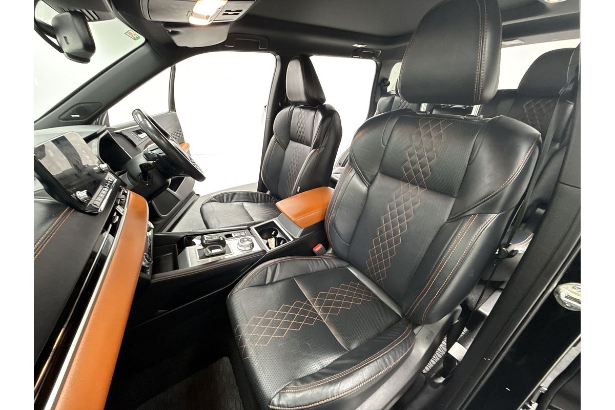 2022 Mitsubishi Outlander Exceed ZM