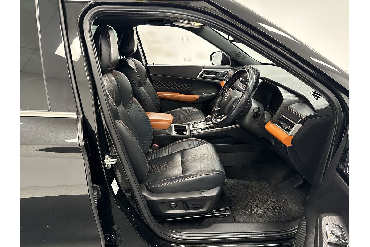 2022 Mitsubishi Outlander Exceed ZM