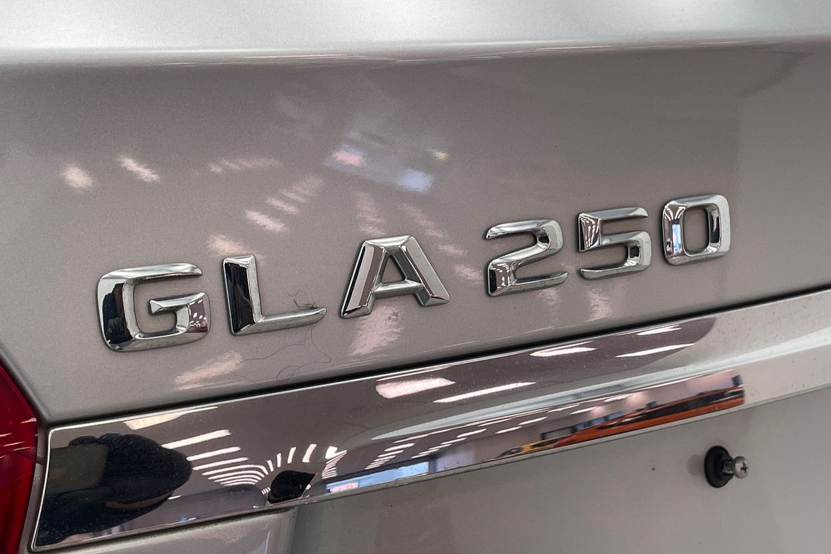 2015 Mercedes-Benz GLA GLA250 X156