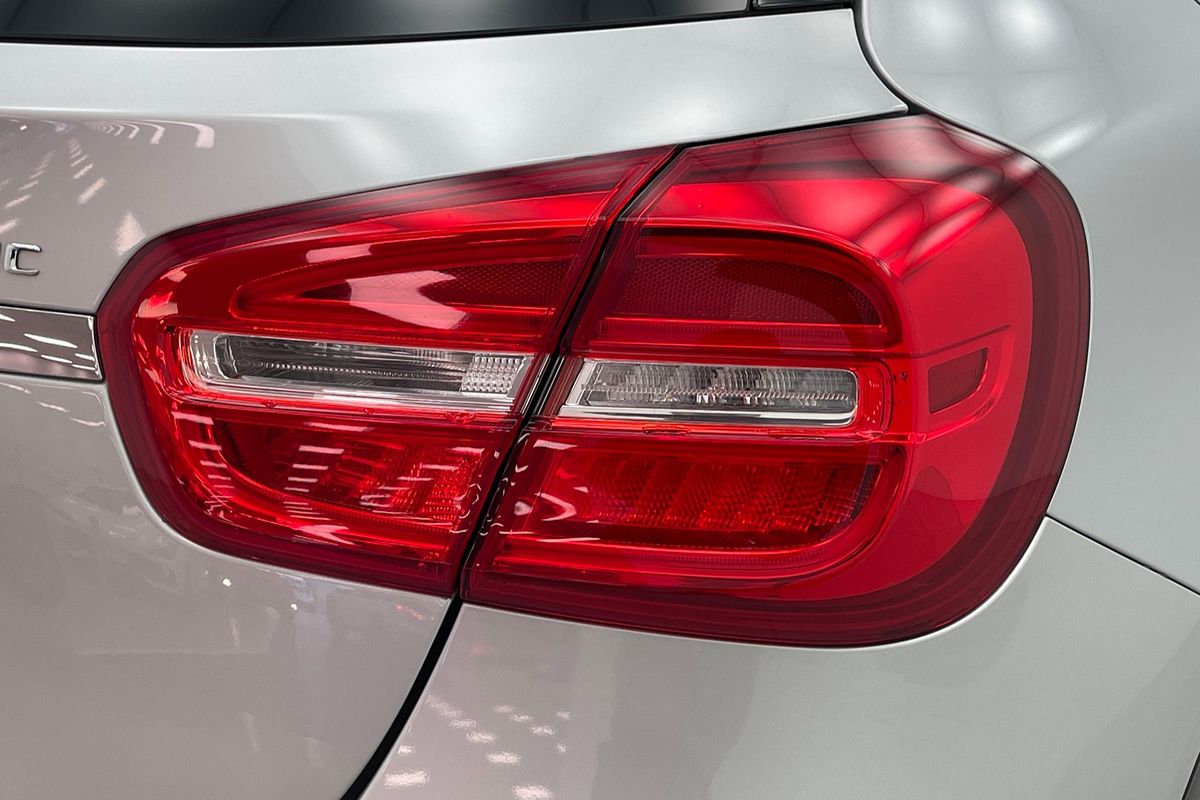 2015 Mercedes-Benz GLA GLA250 X156