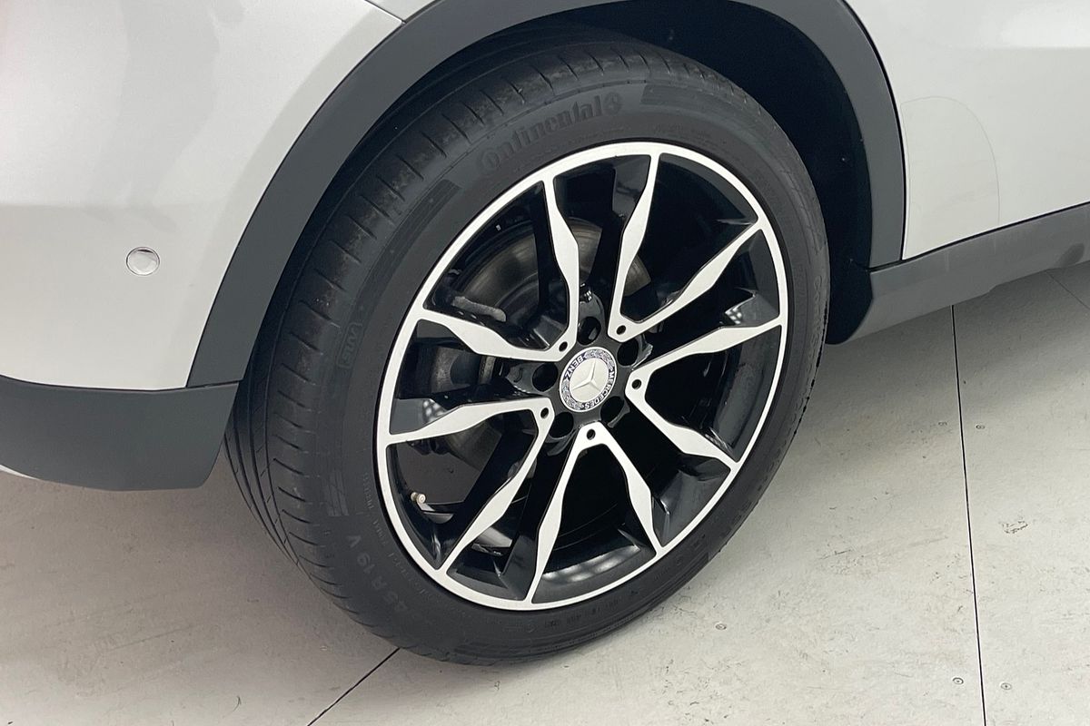 2015 Mercedes-Benz GLA GLA250 X156