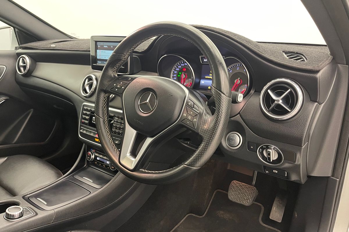 2015 Mercedes-Benz GLA GLA250 X156