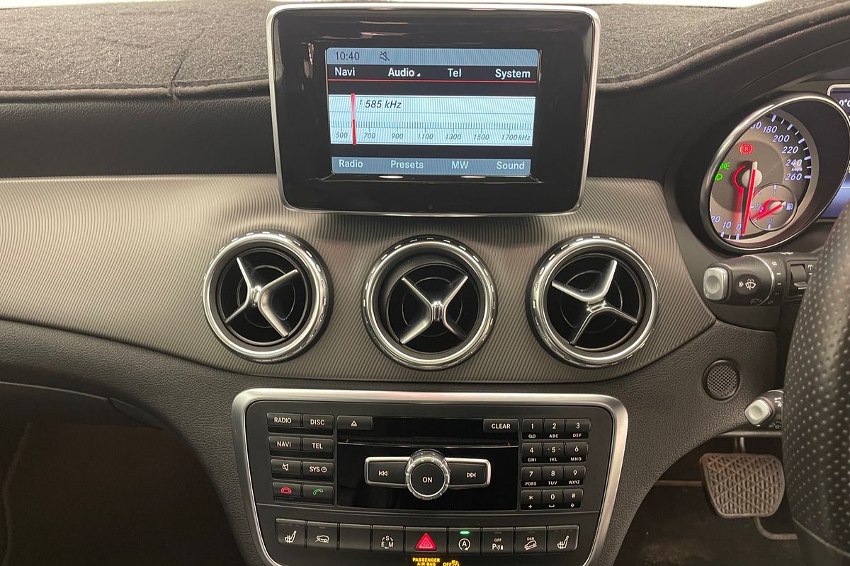 2015 Mercedes-Benz GLA GLA250 X156