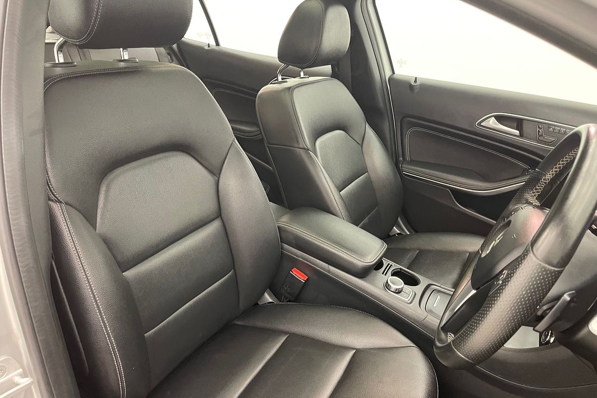 2015 Mercedes-Benz GLA GLA250 X156