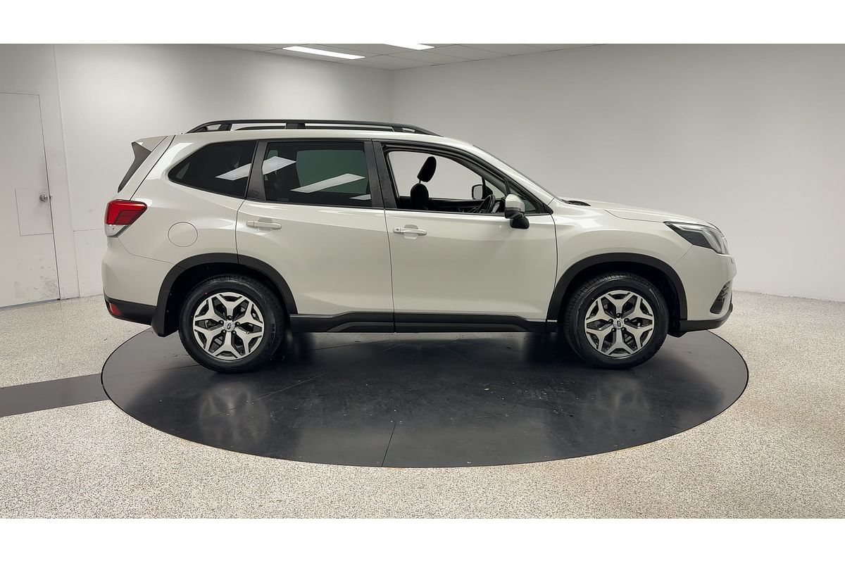 2023 Subaru Forester 2.5i-L S5