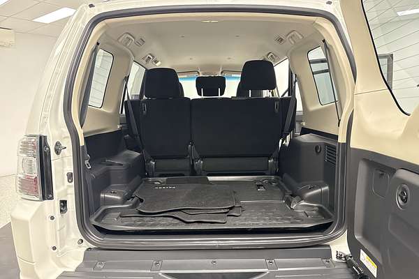 2020 Mitsubishi Pajero GLX NX