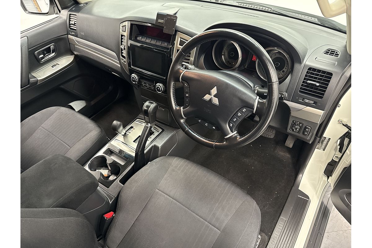 2020 Mitsubishi Pajero GLX NX