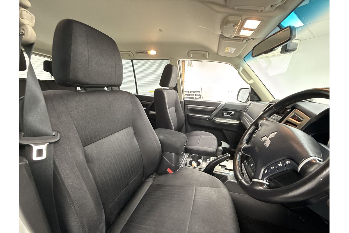 2020 Mitsubishi Pajero GLX NX