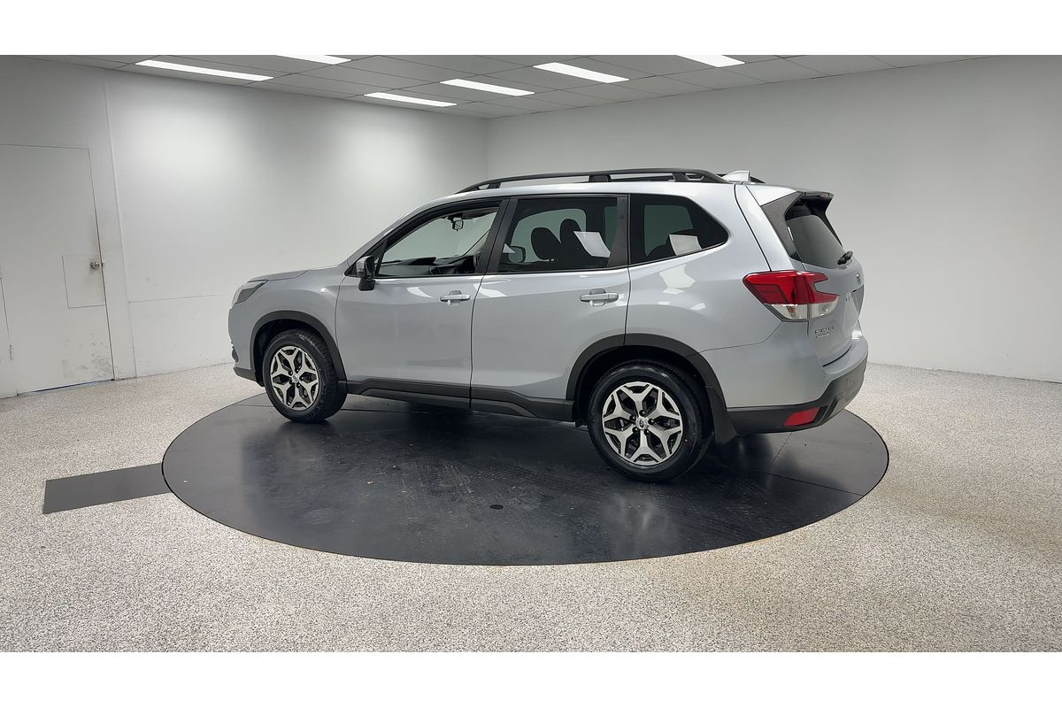 2023 Subaru Forester 2.5i S5