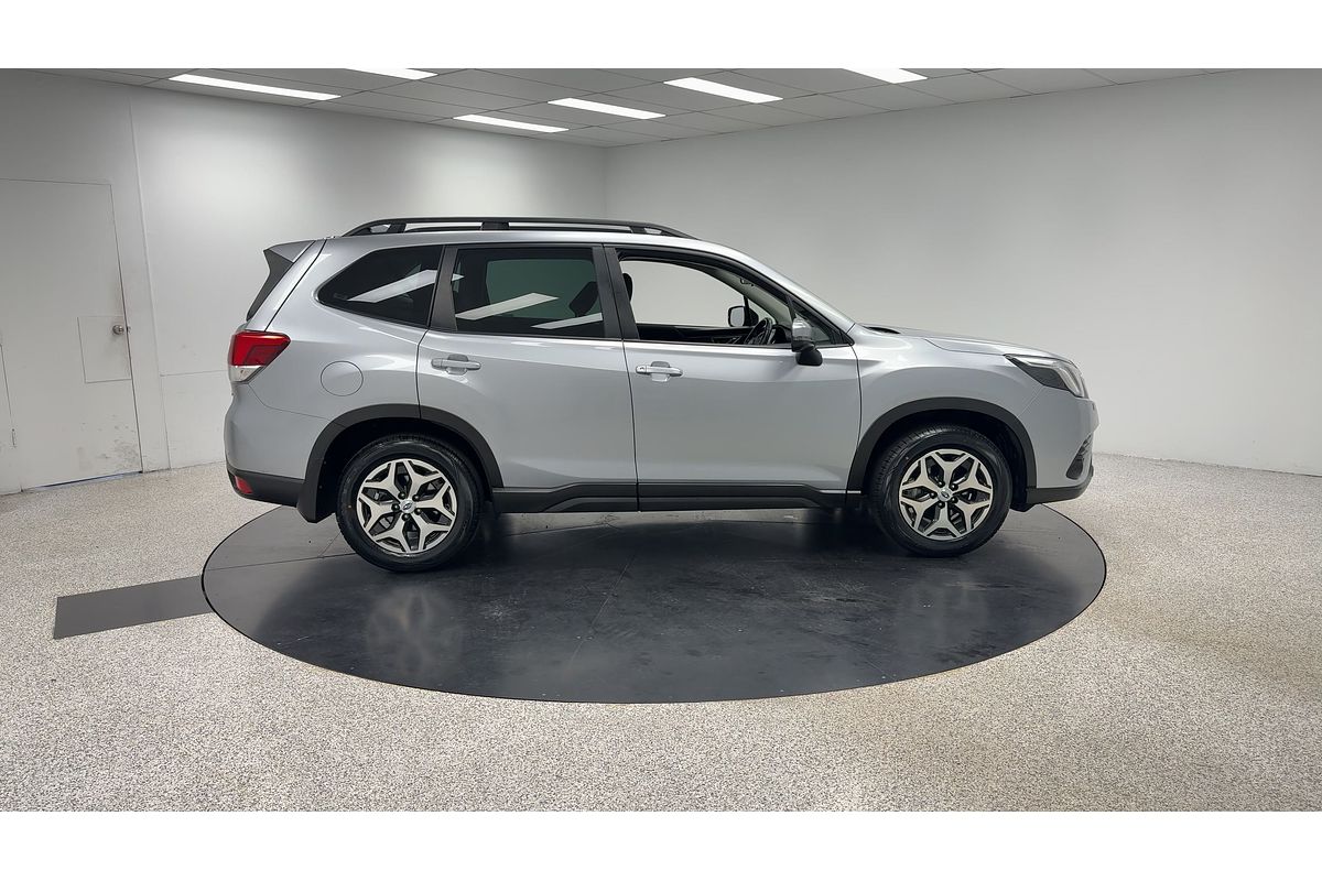 2023 Subaru Forester 2.5i S5