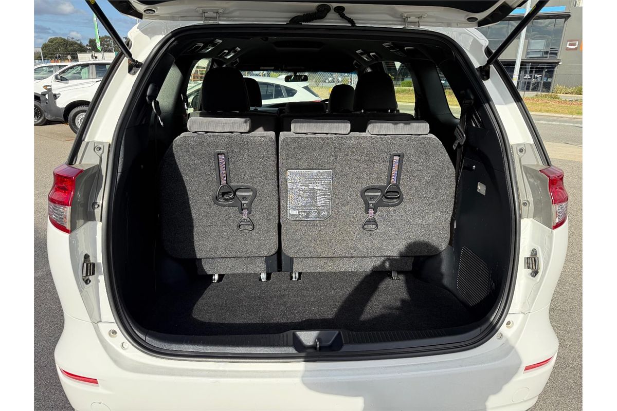 2019 Toyota Tarago GLi ACR50R