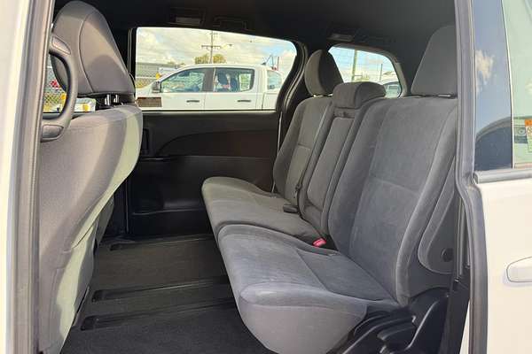 2019 Toyota Tarago GLi ACR50R