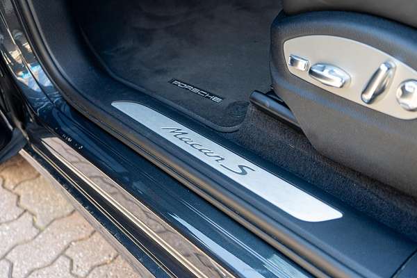 2022 Porsche Macan S 95B
