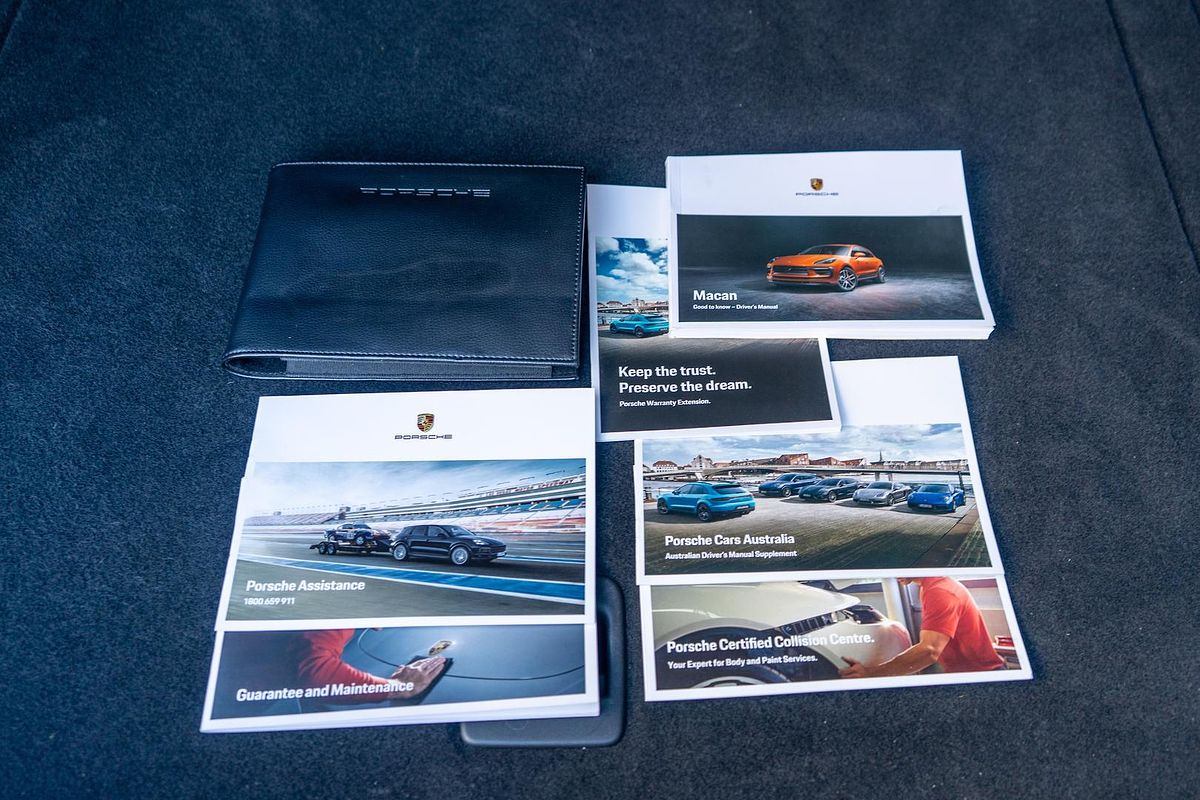 2022 Porsche Macan S 95B