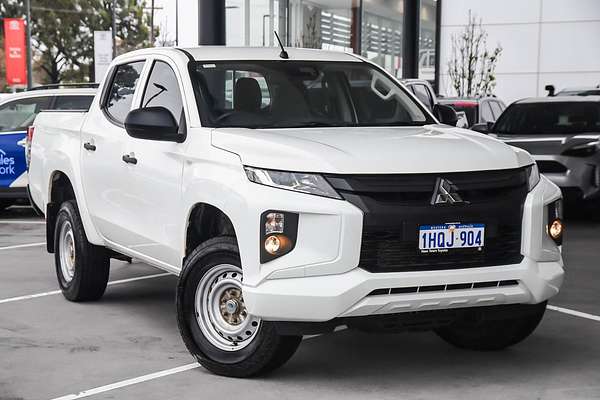 2022 Mitsubishi Triton GLX MR Rear Wheel Drive
