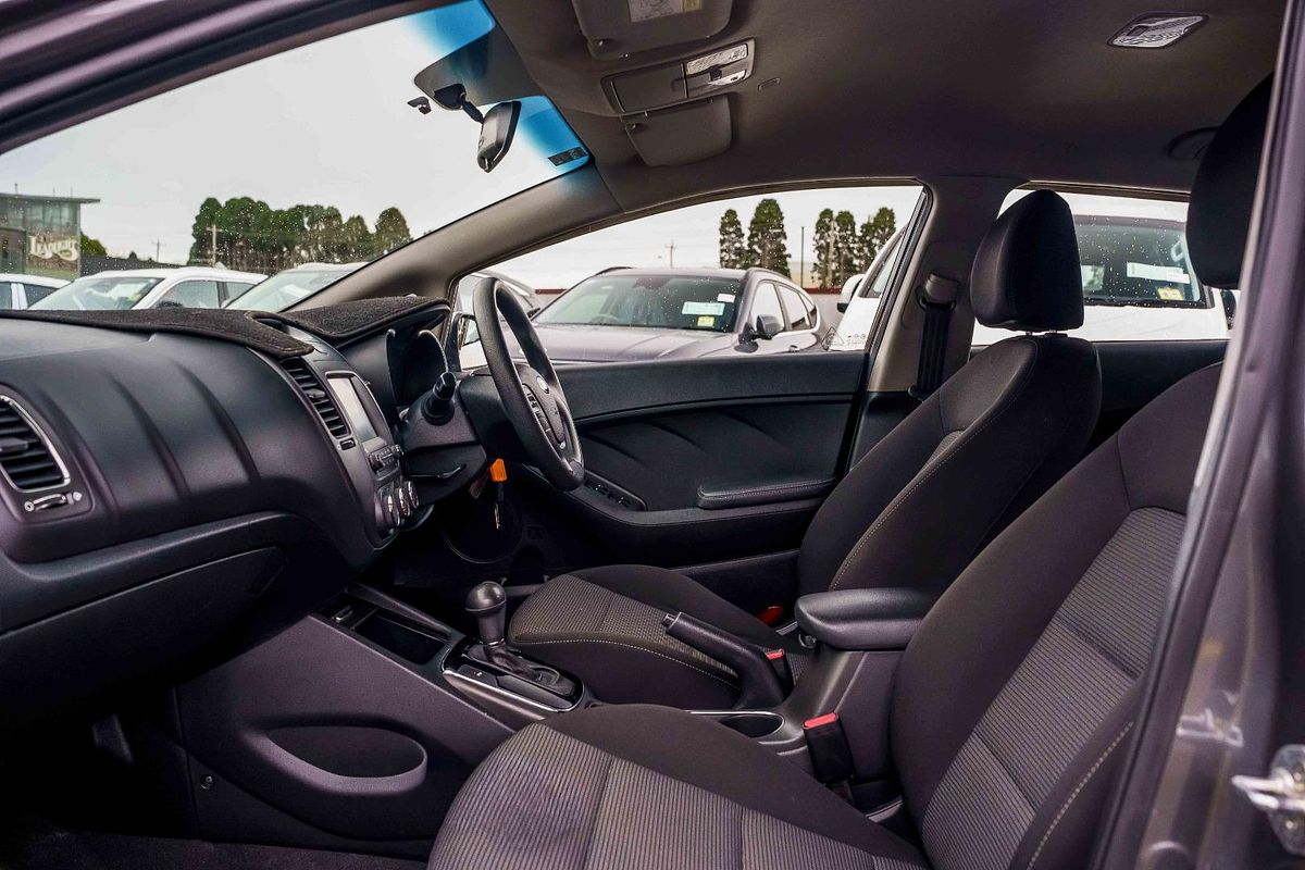 2017 Kia Cerato S YD