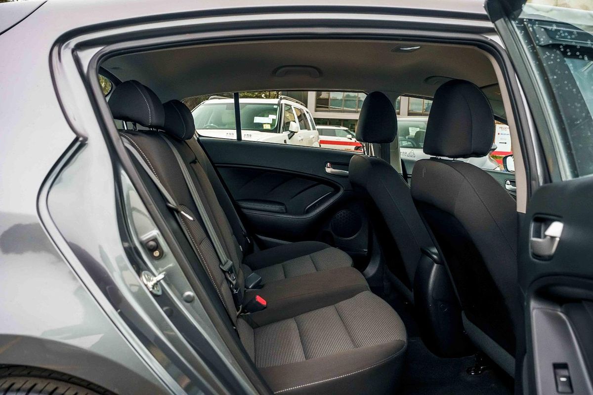 2017 Kia Cerato S YD