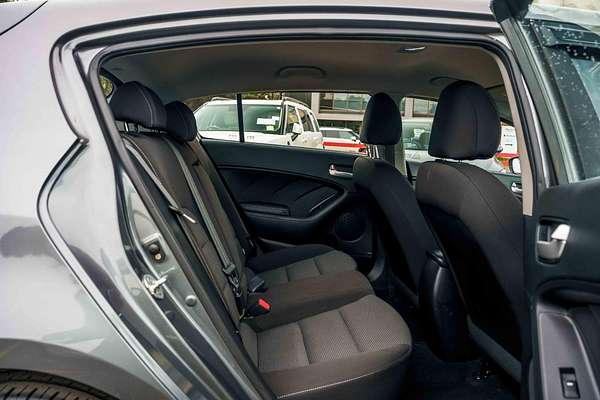 2017 Kia Cerato S YD