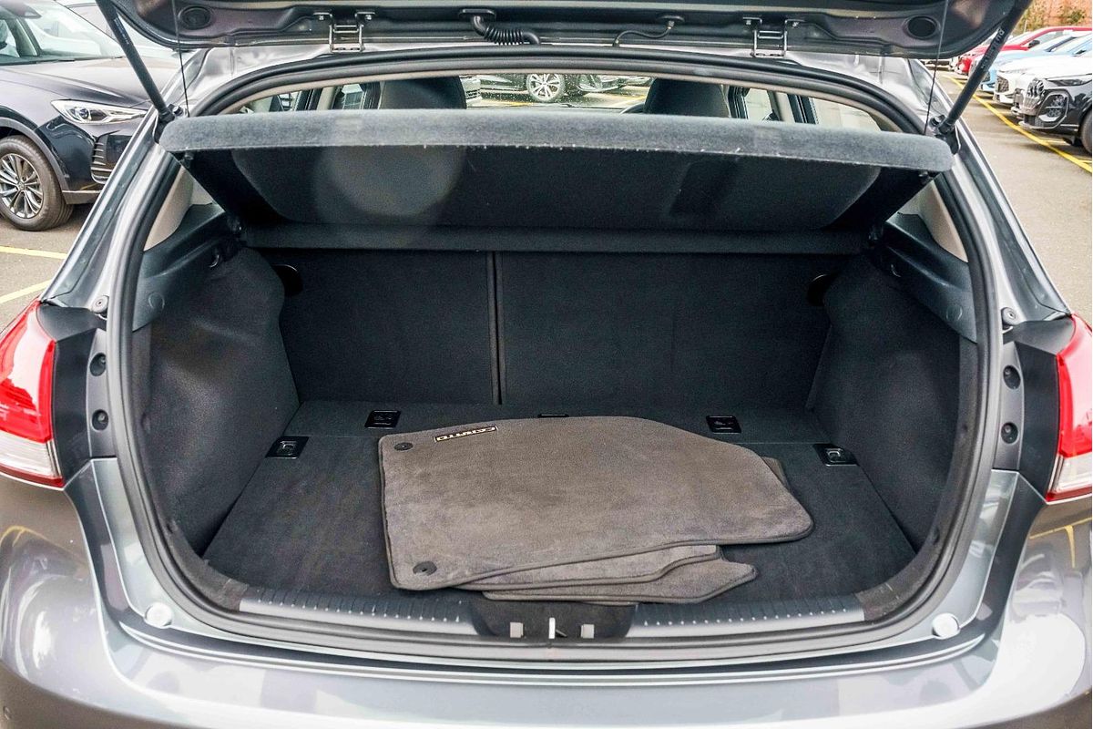 2017 Kia Cerato S YD