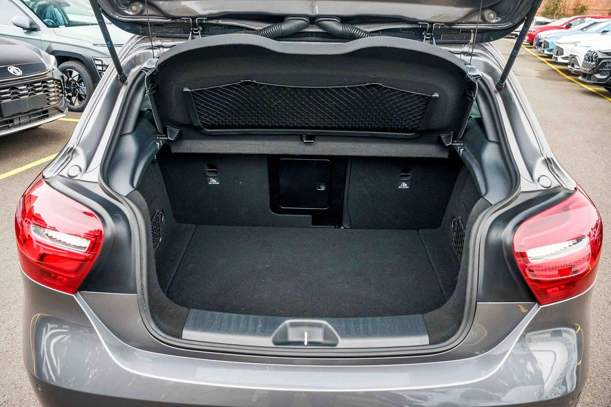 2016 Mercedes-Benz A-Class A200 W176