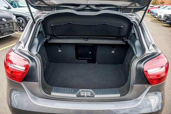 2016 Mercedes-Benz A-Class A200 W176