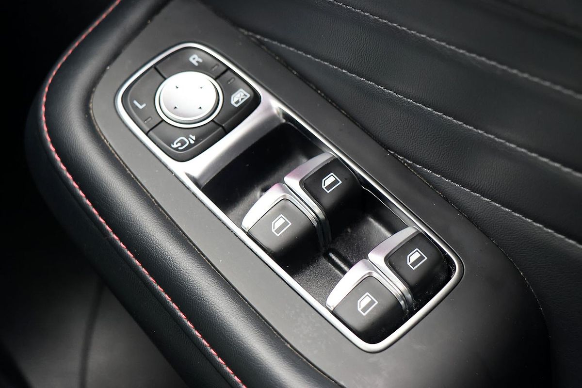 2022 MG HS Plus EV Essence SAS23