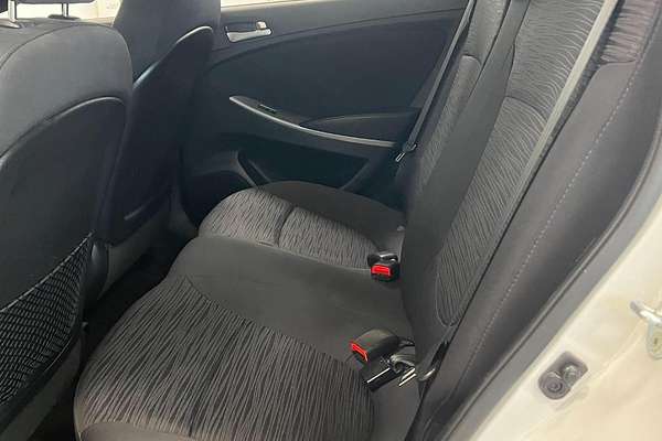 2017 Hyundai Accent Sport RB5