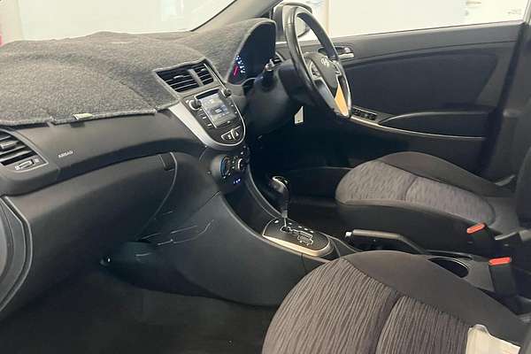 2017 Hyundai Accent Sport RB5