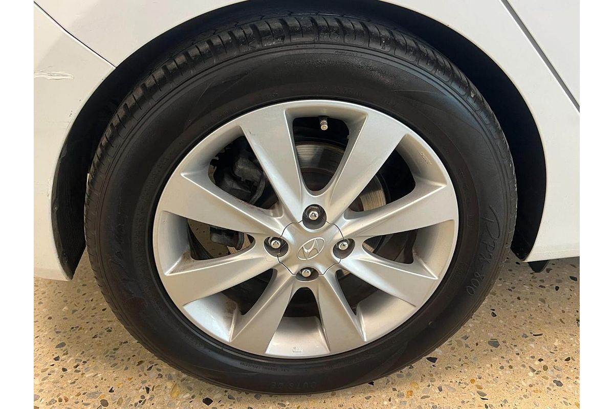 2017 Hyundai Accent Sport RB5