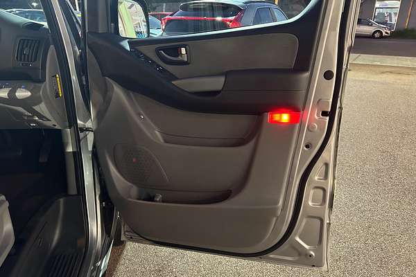 2016 Hyundai iMax TQ3-W Series II