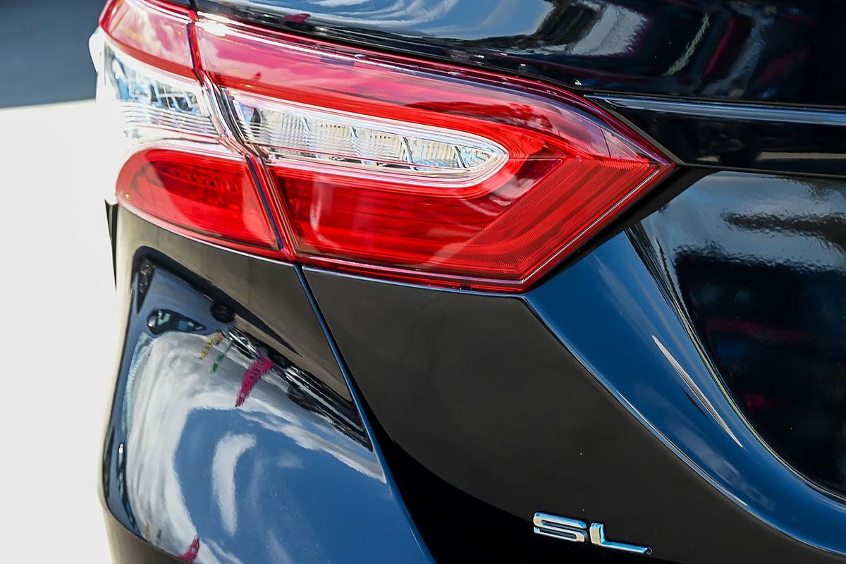 2021 Toyota Camry SL AXVH70R