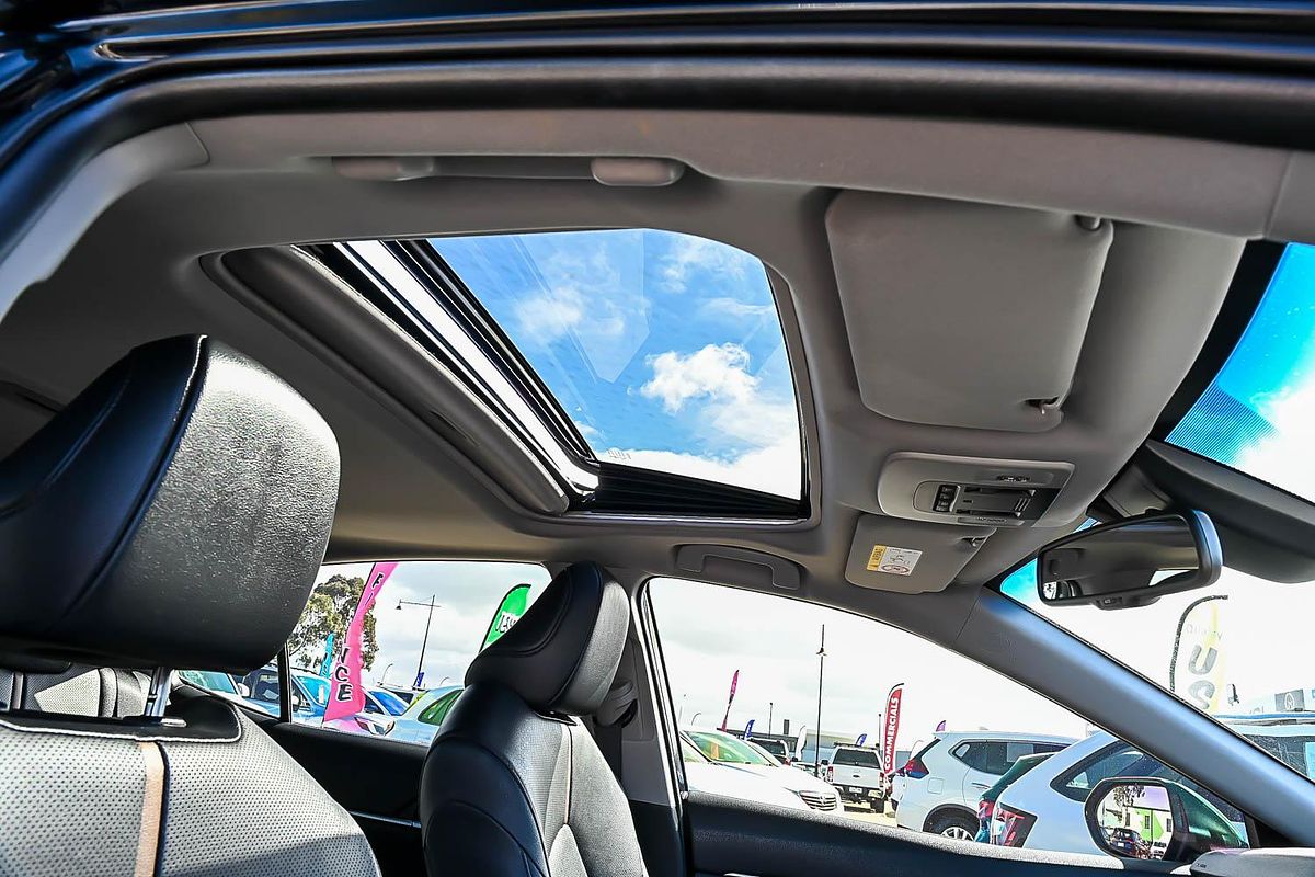 2021 Toyota Camry SL AXVH70R