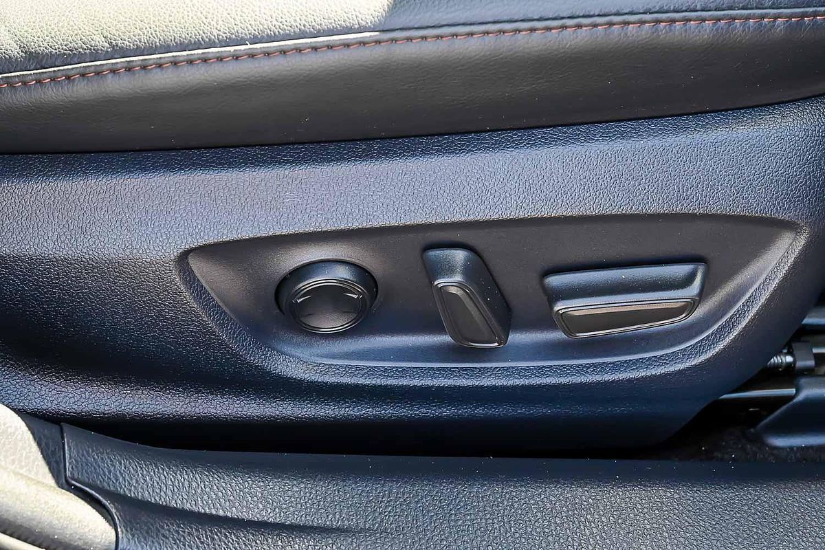 2021 Toyota Camry SL AXVH70R