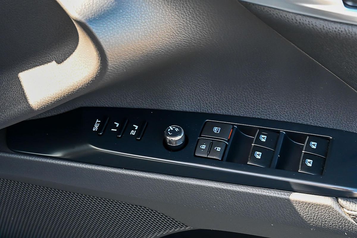 2021 Toyota Camry SL AXVH70R