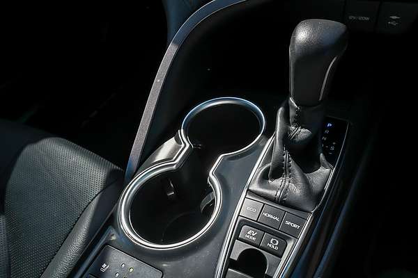 2021 Toyota Camry SL AXVH70R