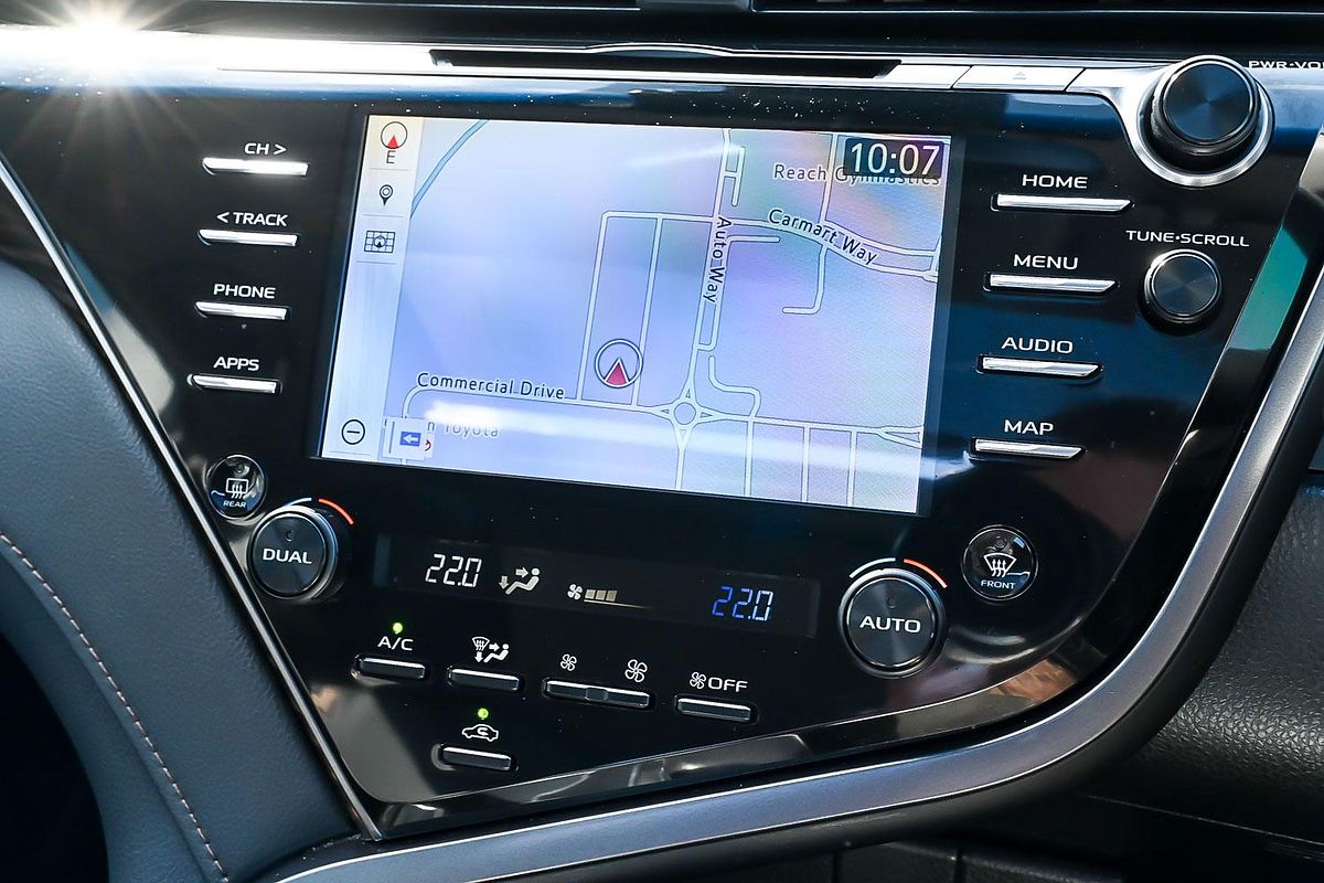 2021 Toyota Camry SL AXVH70R