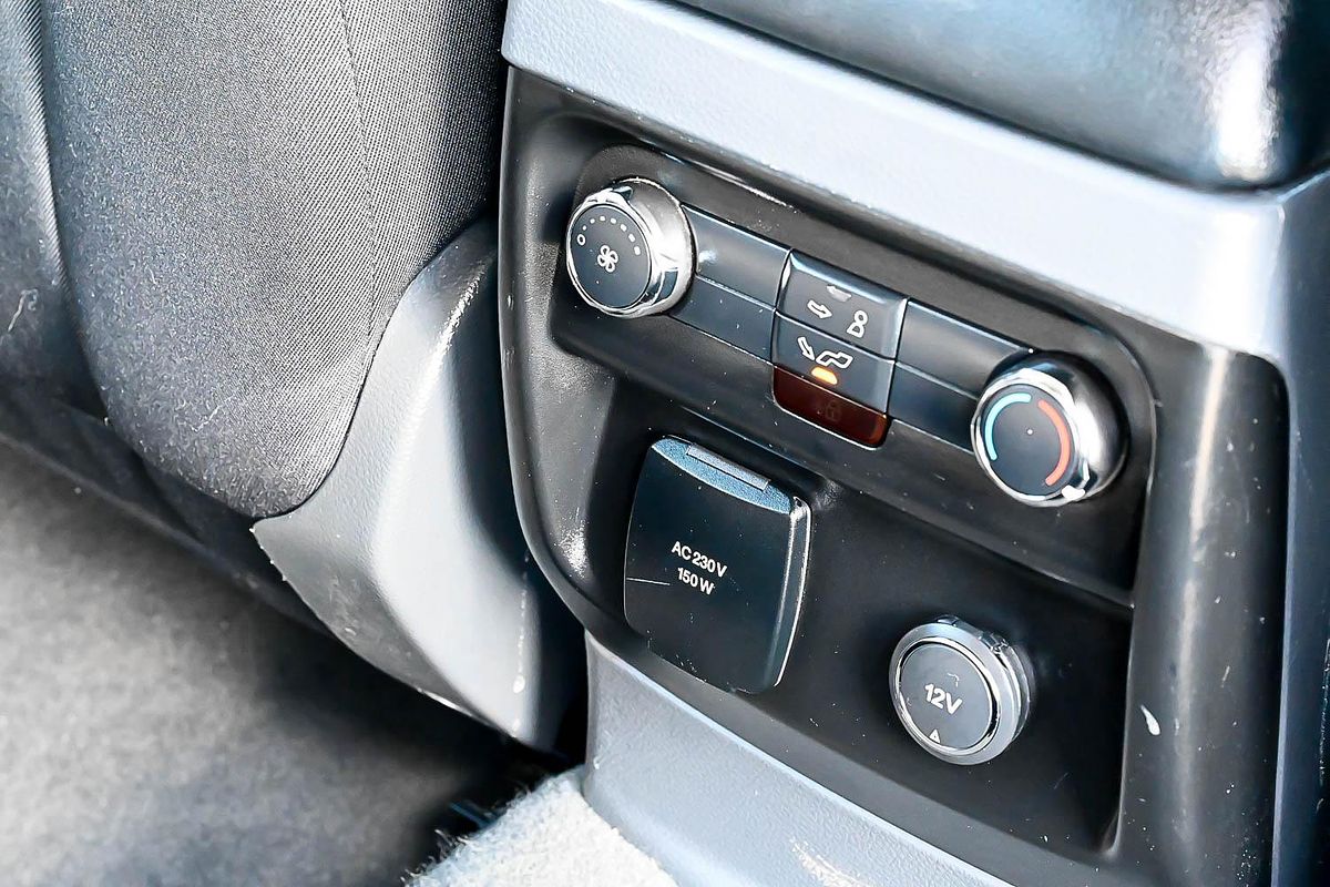 2016 Ford Everest Ambiente UA 3.2L