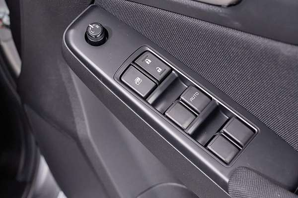 2025 Isuzu MU-X LS-M