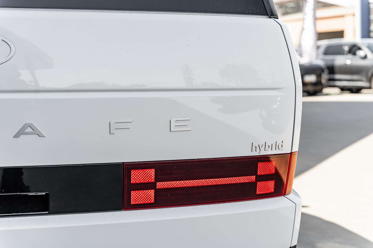 2025 Hyundai Santa Fe Hybrid Elite MX5.V2
