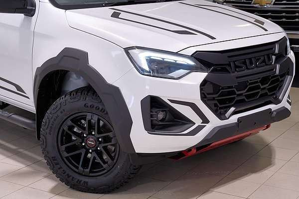 2025 Isuzu D-MAX BLADE 4X4