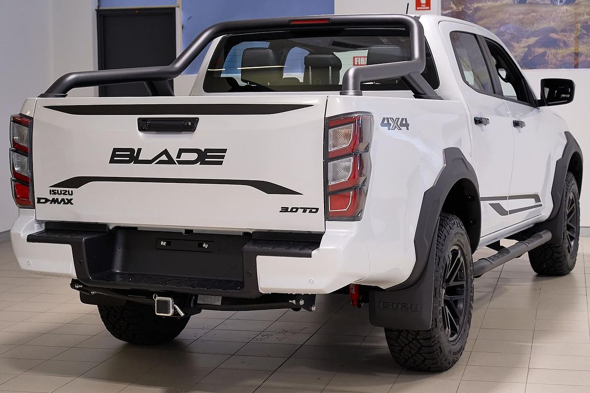 2025 Isuzu D-MAX BLADE 4X4