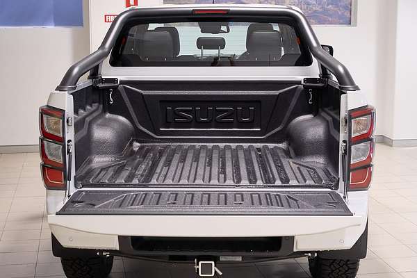 2025 Isuzu D-MAX BLADE 4X4