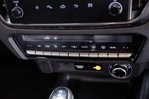 2025 Isuzu D-MAX BLADE 4X4