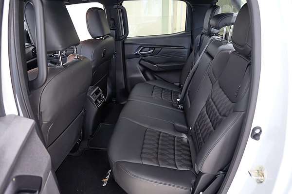 2025 Isuzu D-MAX BLADE 4X4